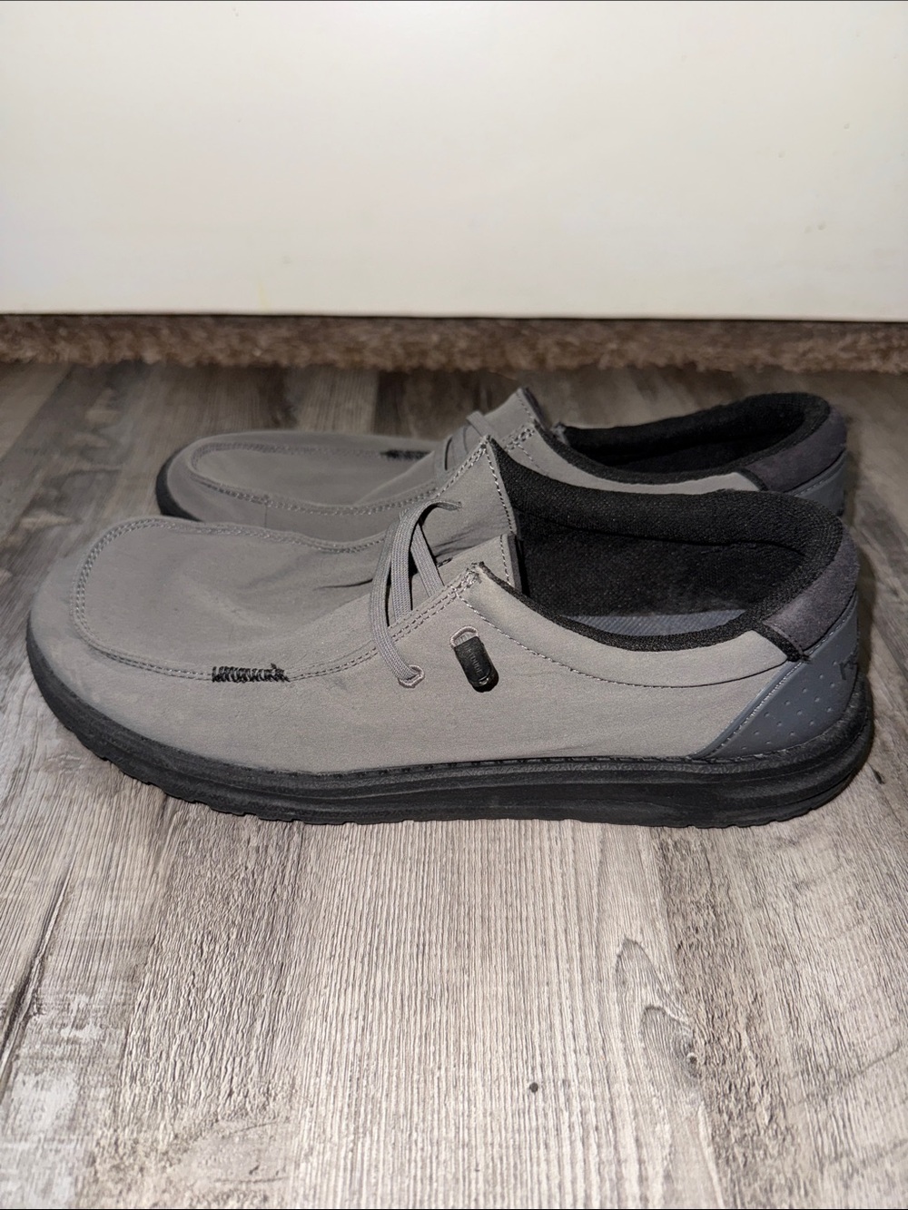 Men's Hey Dude Wally Slip-On Casual Shoes in Gray - Comfortable Everyday Wear